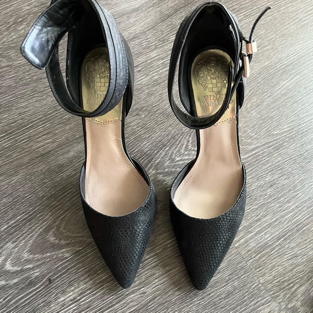 Vince Camuto Heels 6.5 Black